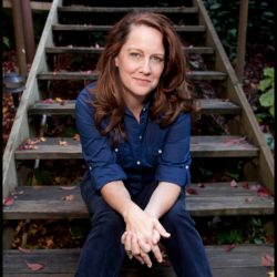 Kelly Carlin